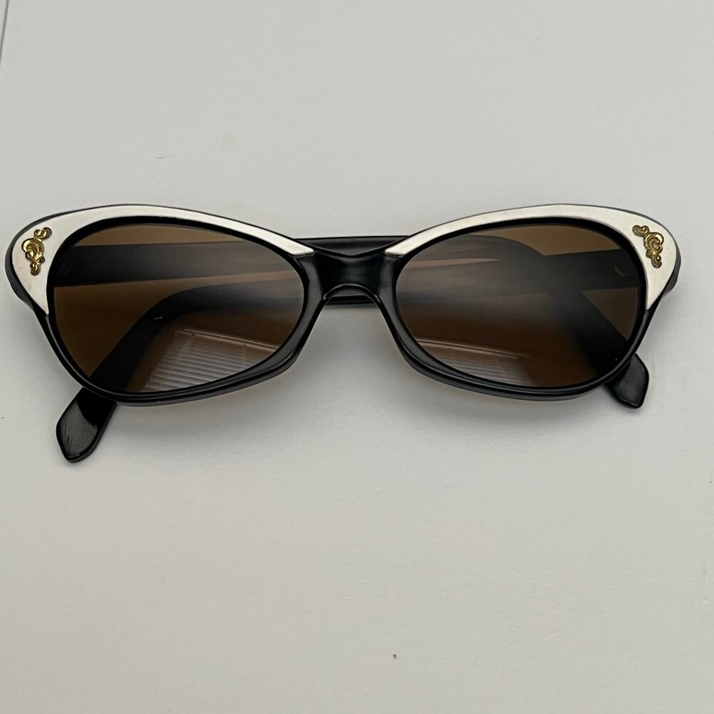 VINTAGE 1950's-60's SUNGLASSES | White, Black & Gold Accent Cat-Eye | Small
